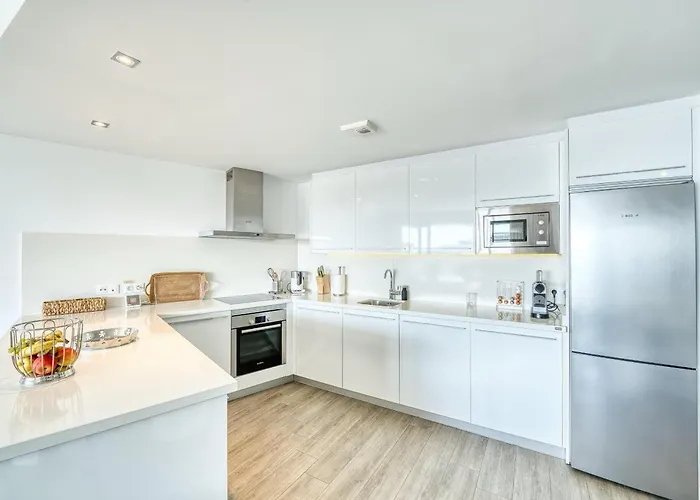 3070 Cabopino Luxury Apartament